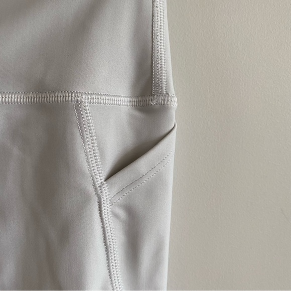 TNA Aritzia Atmosphere leggings mesh ankle - Picture 7 of 12